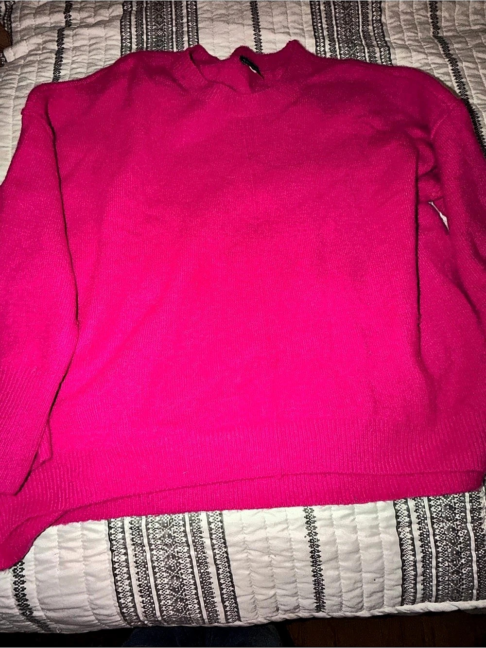 Vince Camuto Exposed Seam Crewneck Sweater bright magenta XL